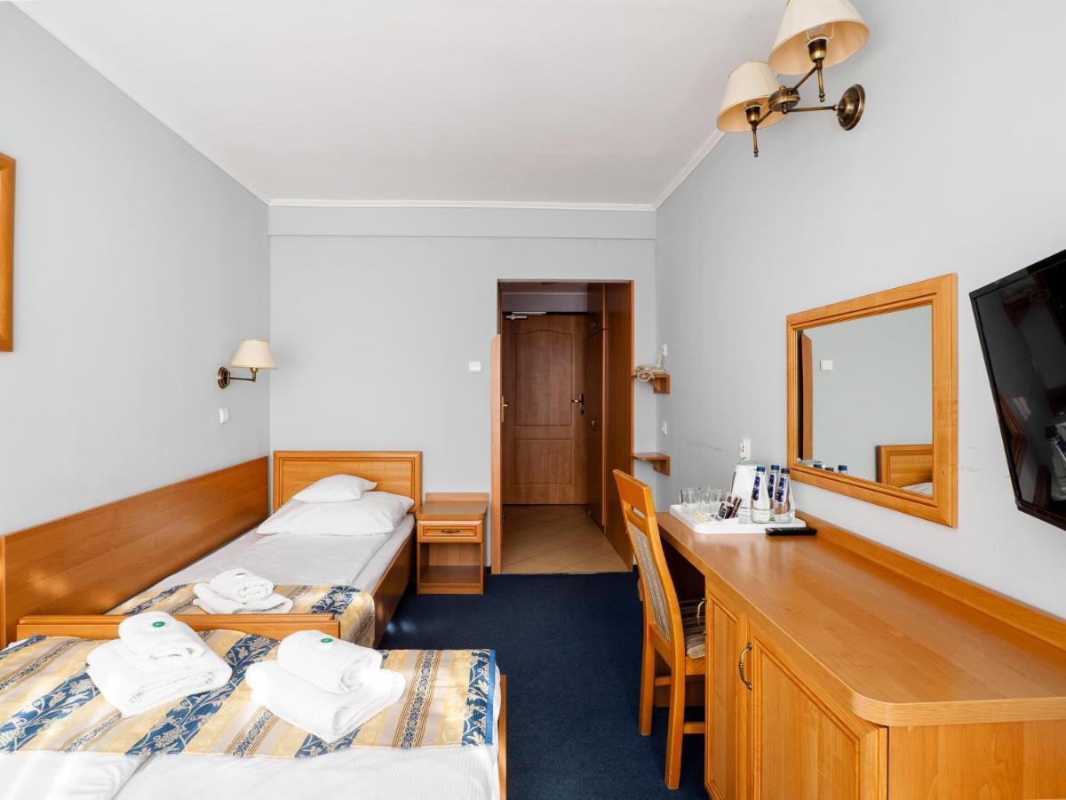Double Room an extra bed view or balcony